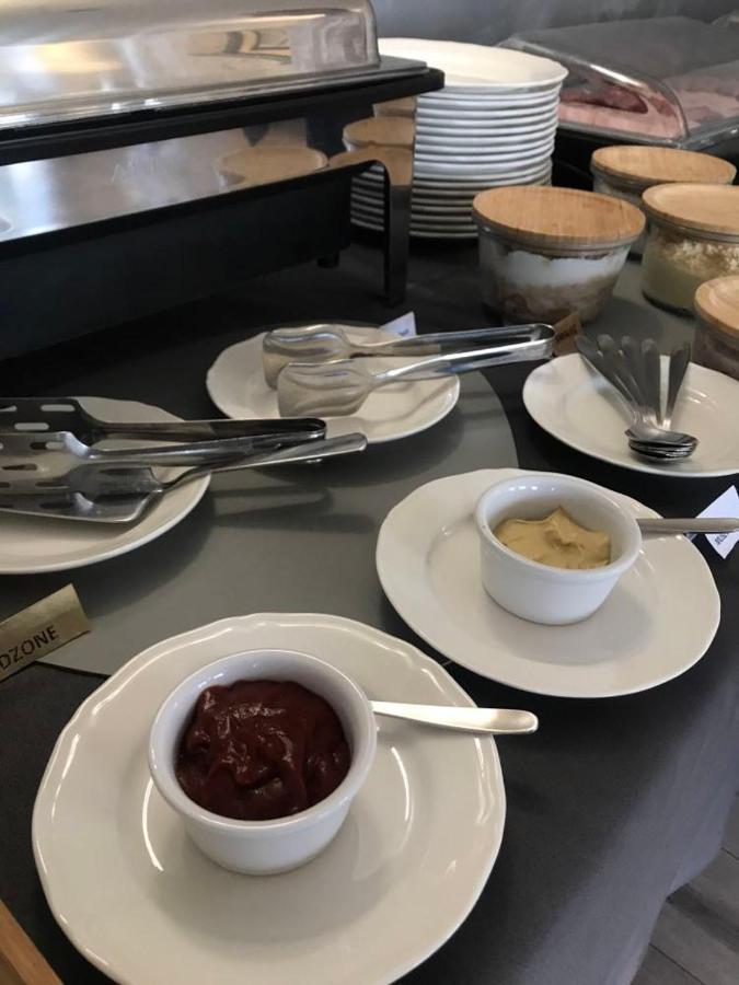 Hotel Astra Tajemniczy Ogrod Poznań Eksteriør billede