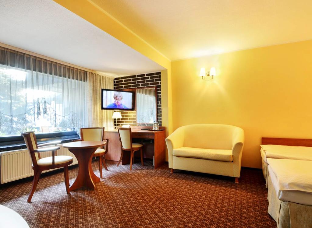 Hotel Astra Tajemniczy Ogrod Poznań Eksteriør billede